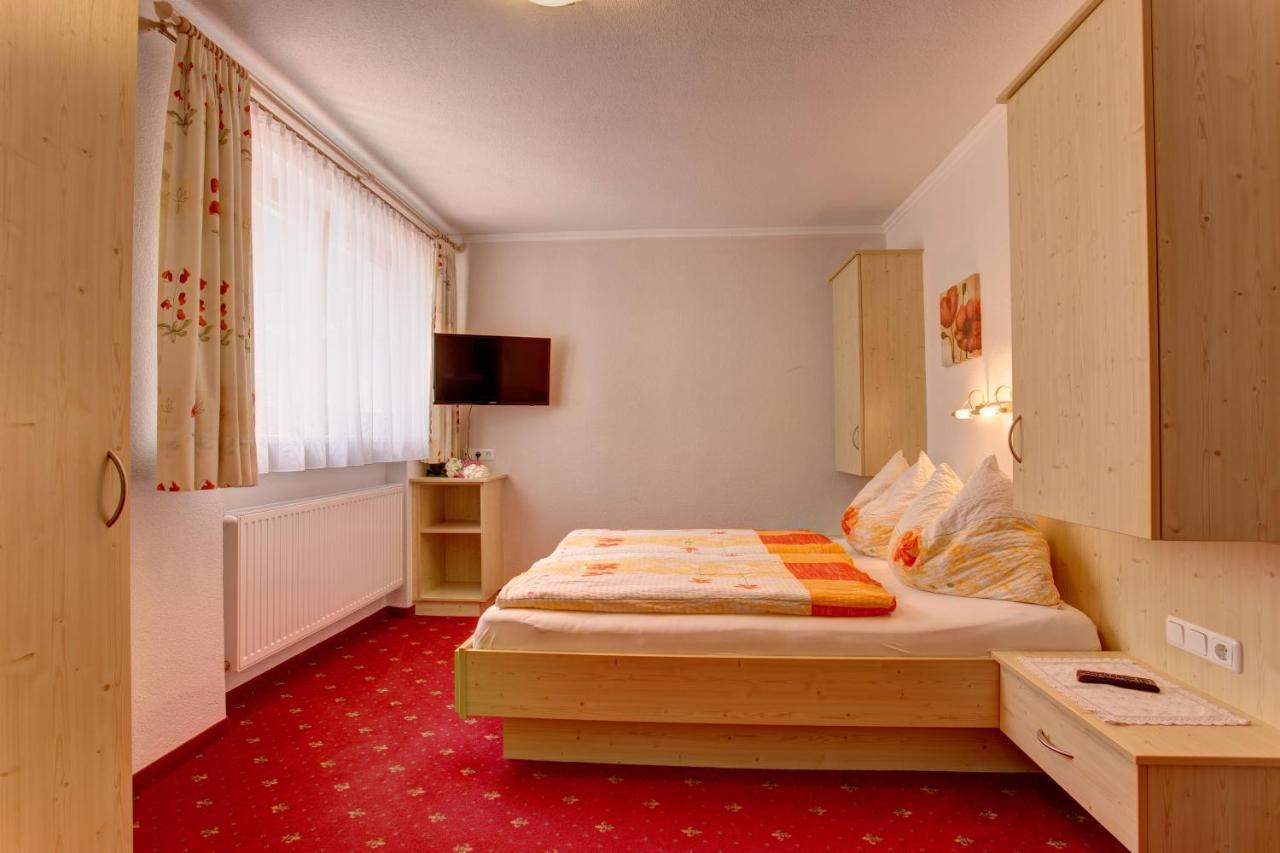 Alpenruh Bed and Breakfast Pettneu am Arlberg Exteriör bild